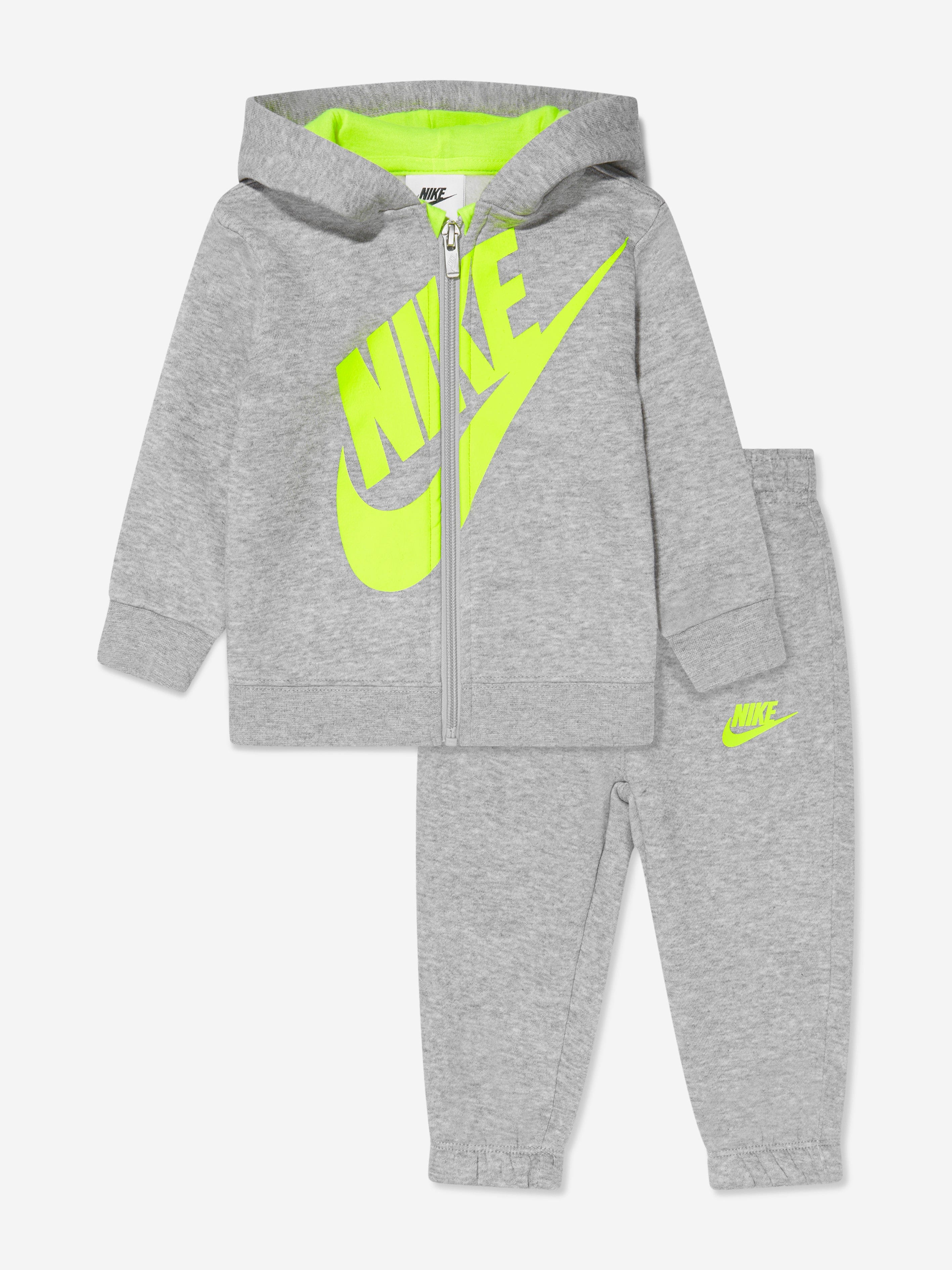 Baby boy 2025 grey nike tracksuit