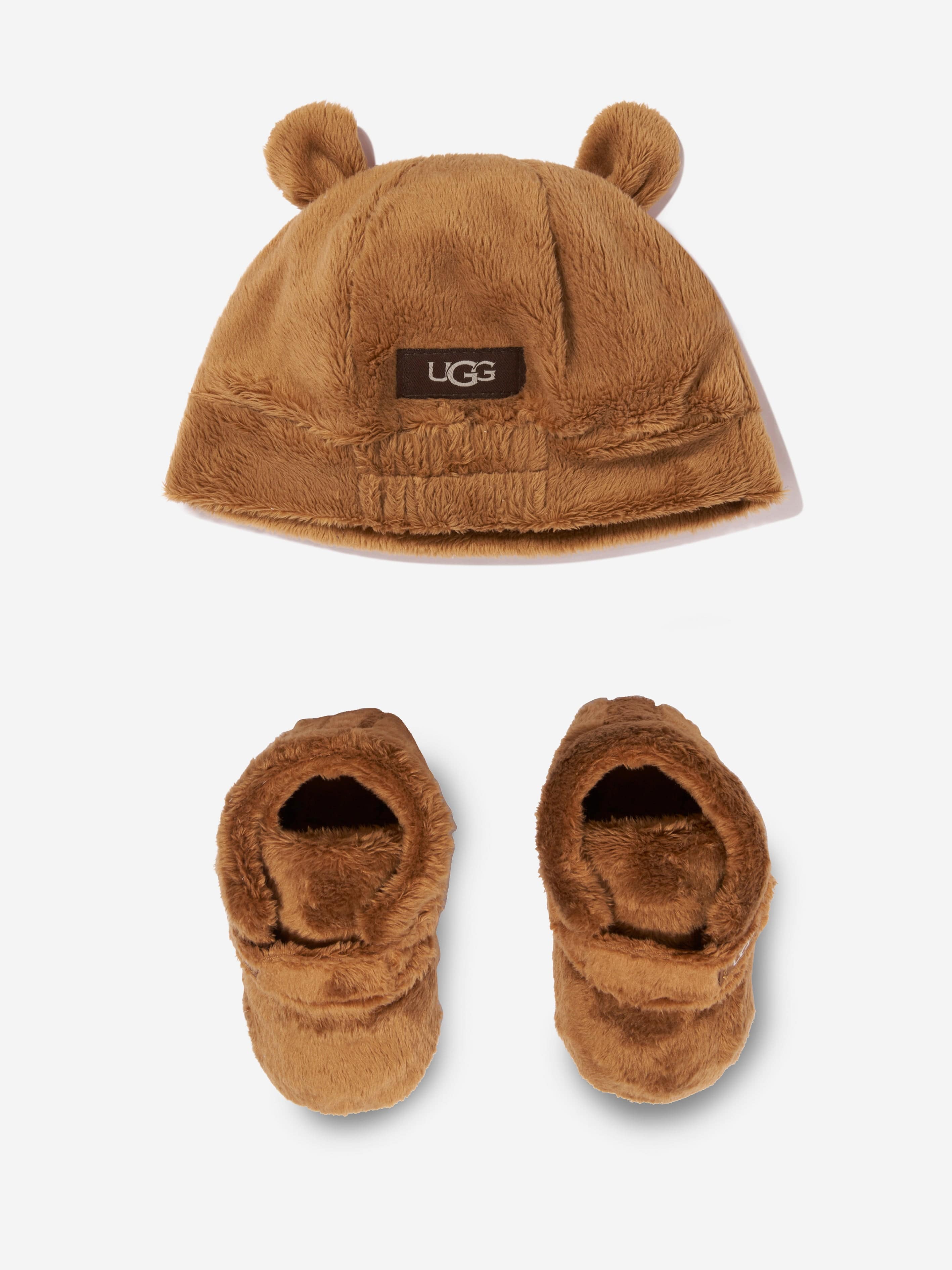 Baby uggs and store hat