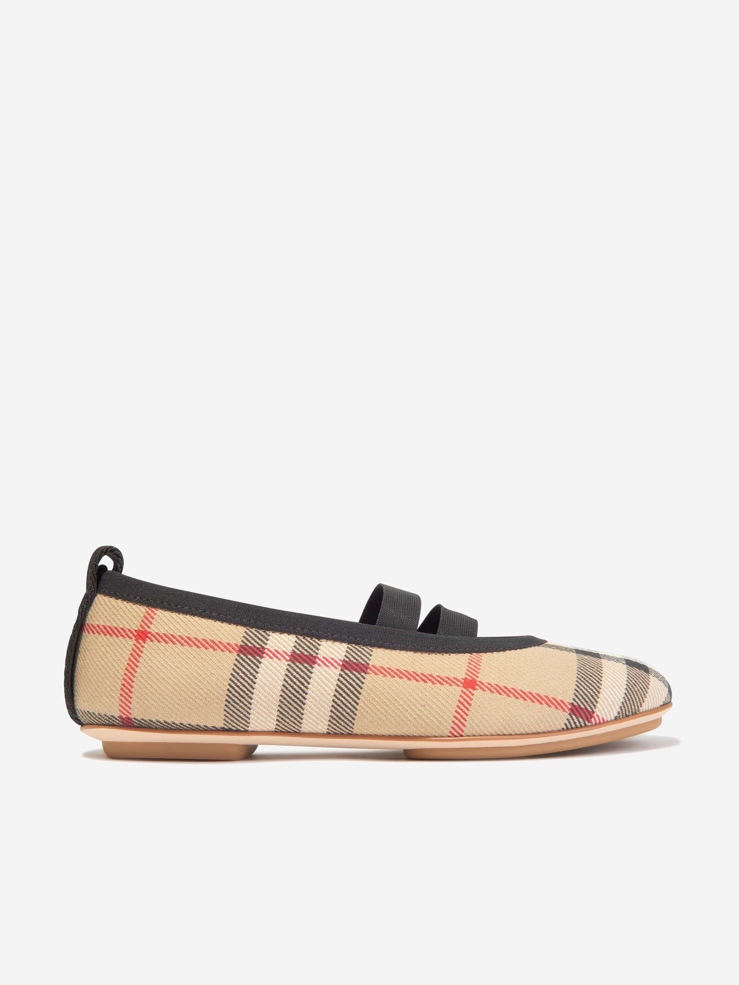 Burberry on sale shoes kid