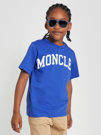 Moncler Enfant Boys Logo Print T-Shirt in Blue