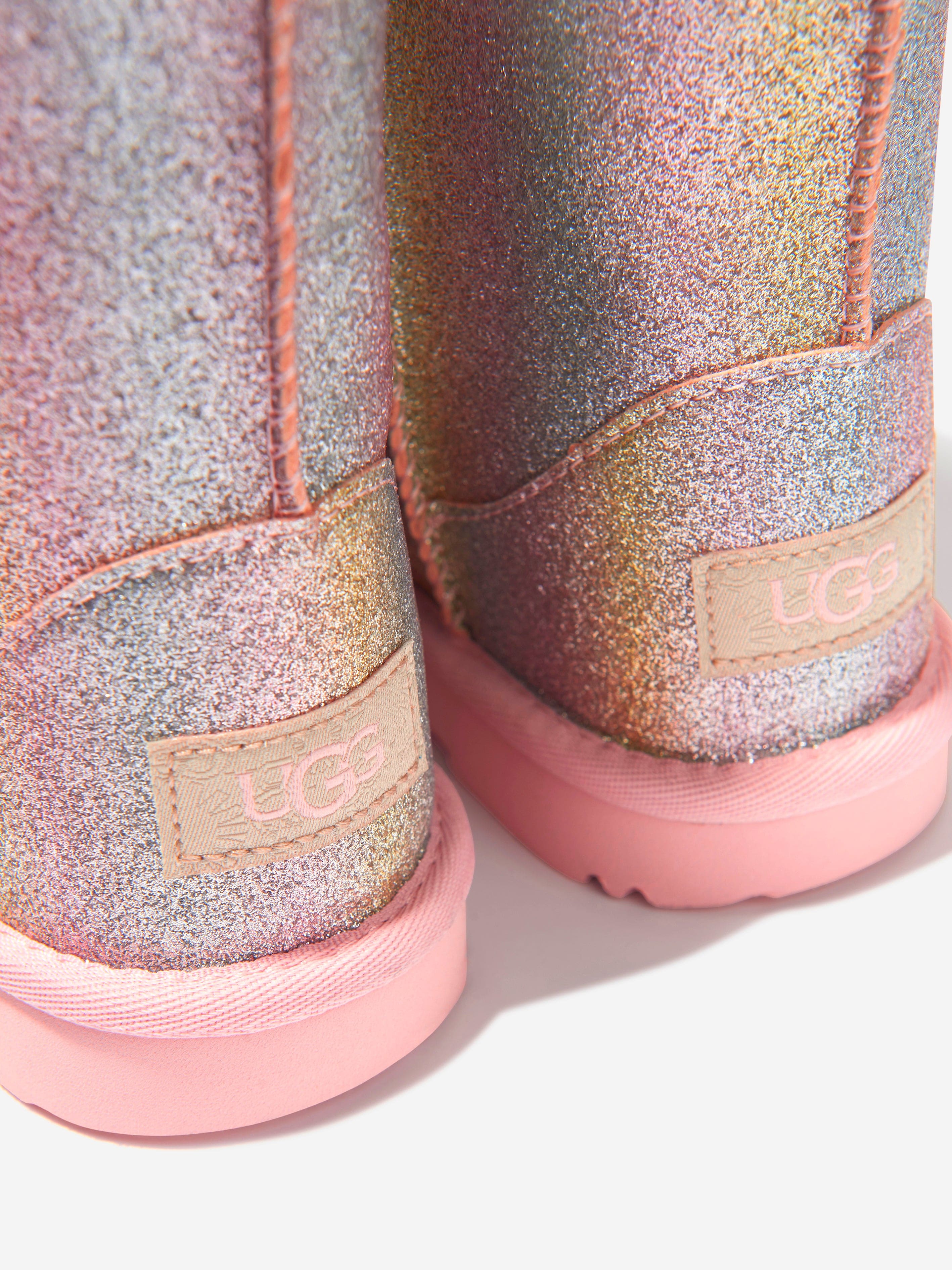 UGG KIDS CLASSIC SHORT II GLITTER / GOLD selling